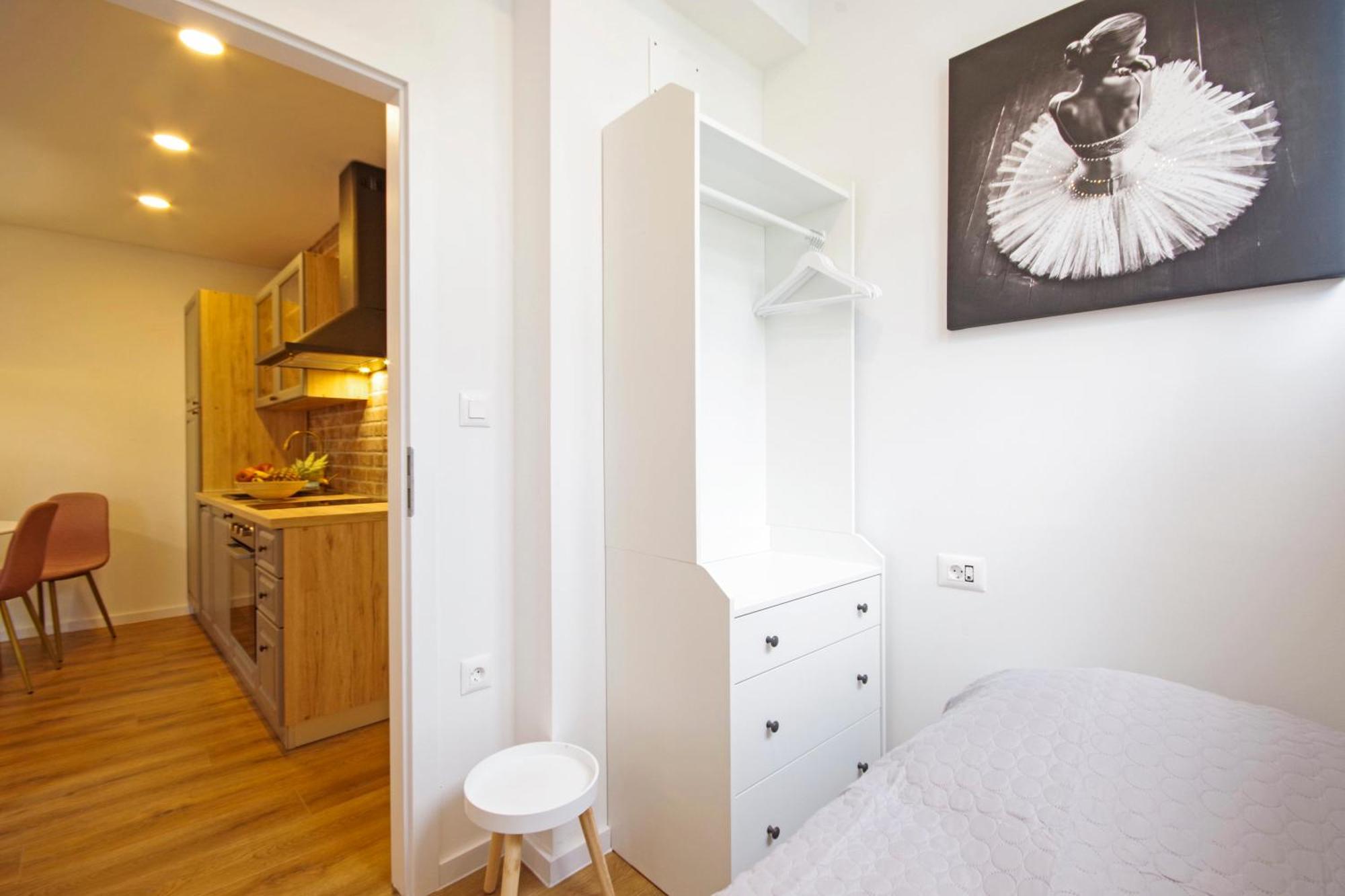 Apartments Luny Makarska Quarto foto